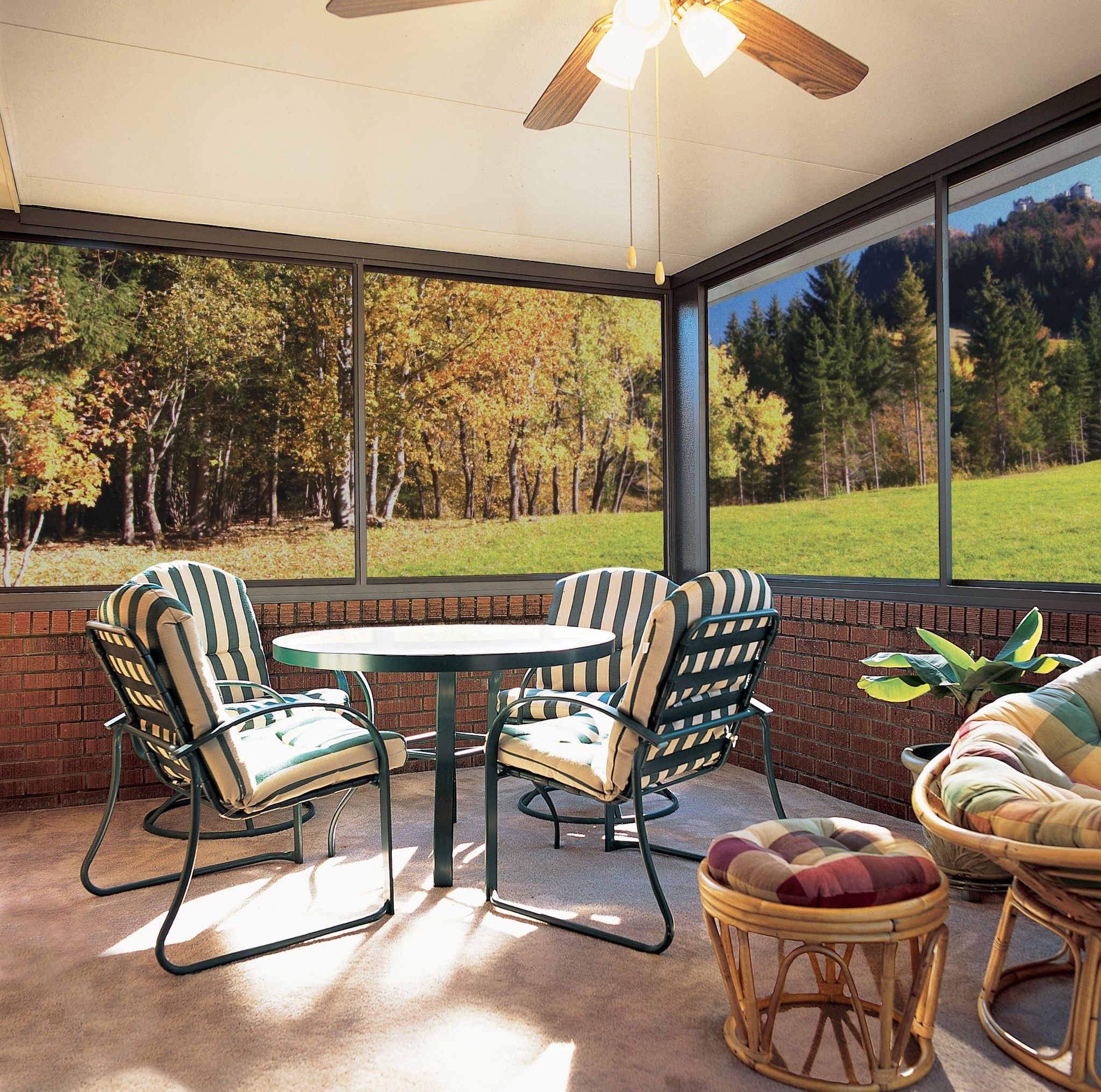 Curved sunroom