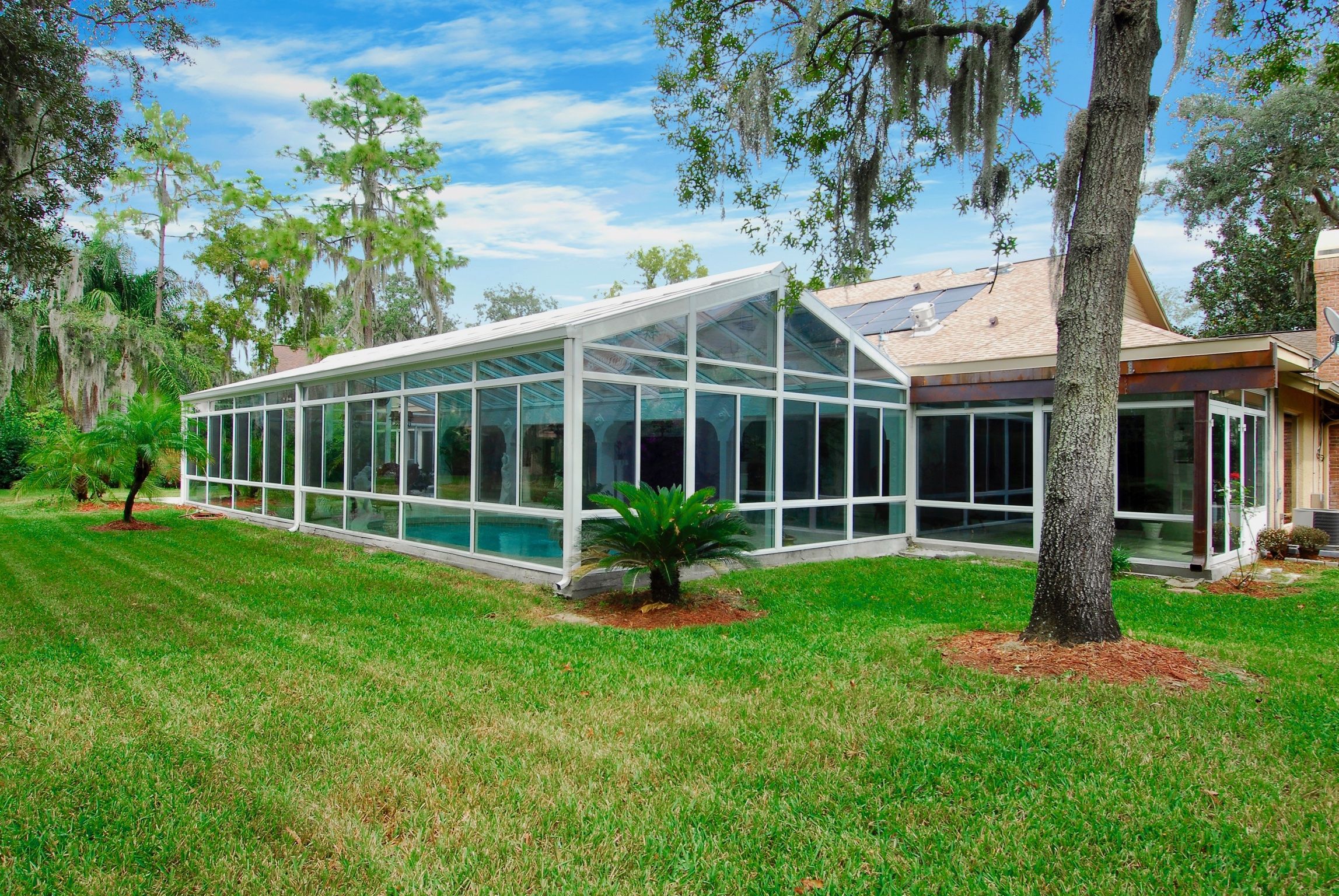 Four Seasons Sunrooms Custom – a perfect fit for every home.