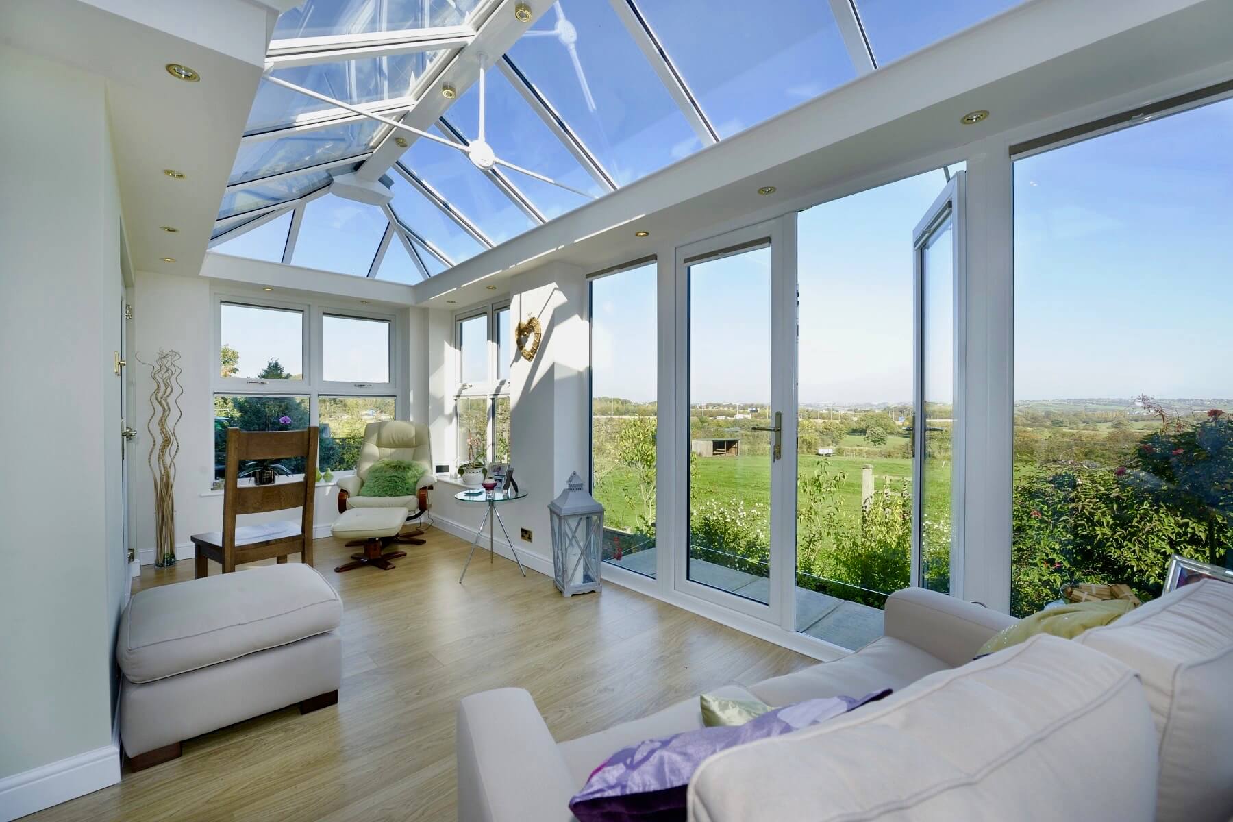 The New Hampton Room – A Unique Four Seasons Sunrooms Concept